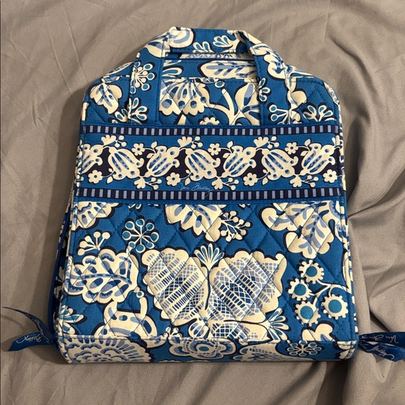 Vera Bradley Handbags - Blue Lagoon (2011) Vera Bradley travel Organizer
